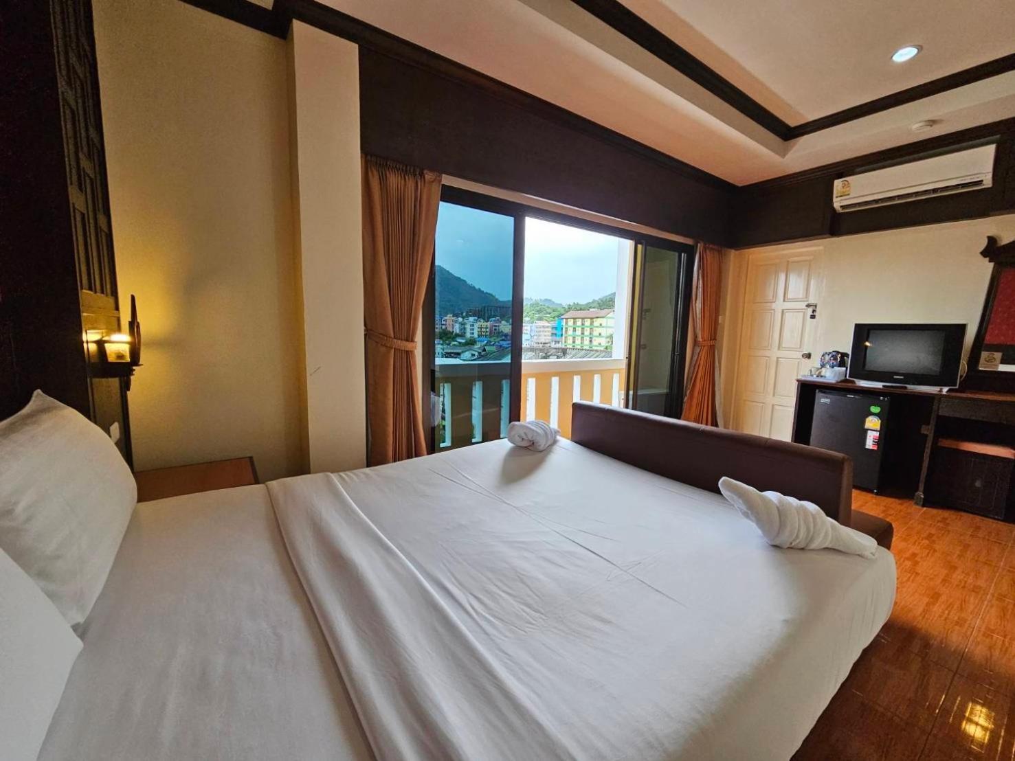 Nanai 2 Residence Patong Phuket Экстерьер фото