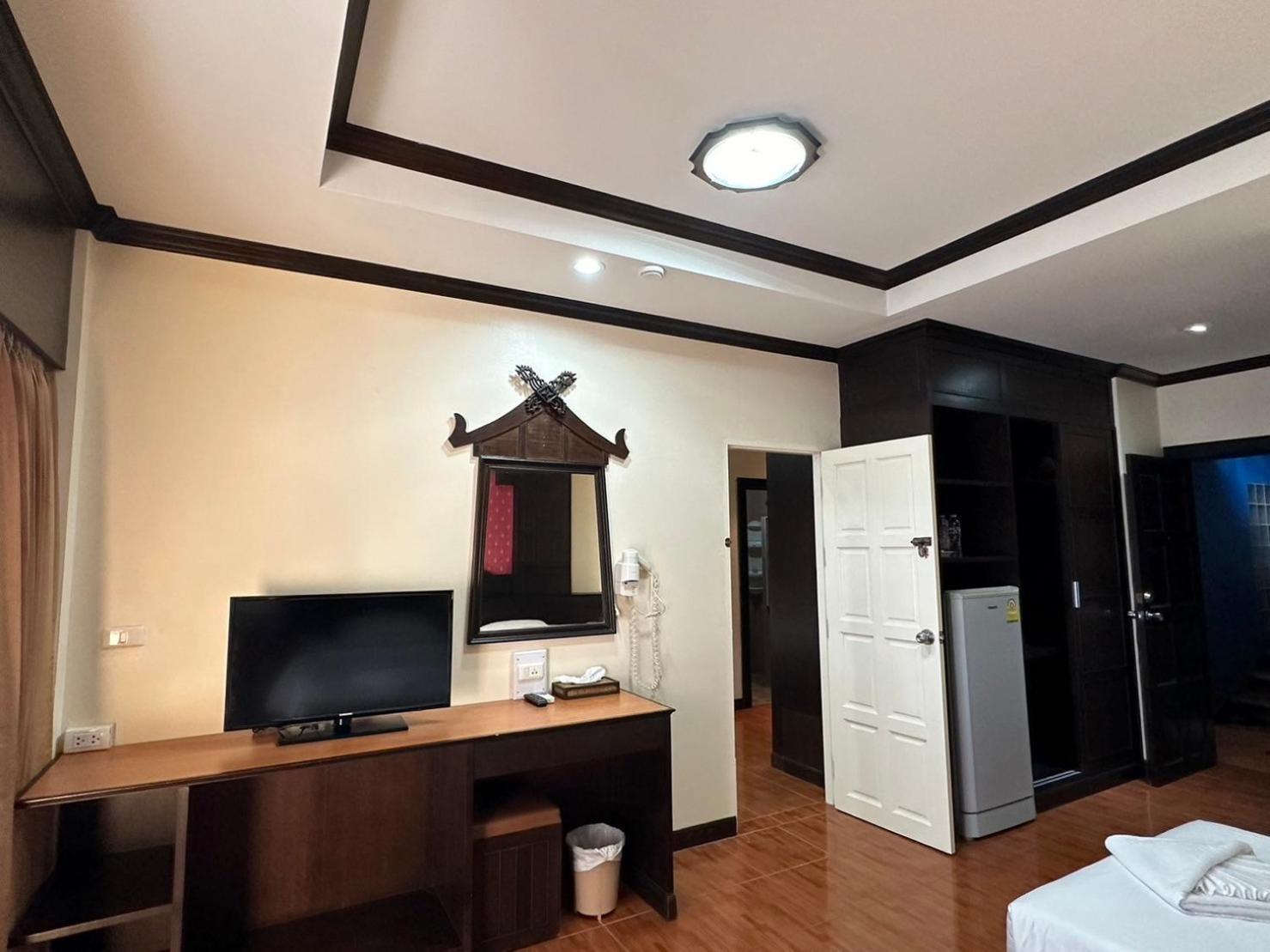 Nanai 2 Residence Patong Phuket Экстерьер фото