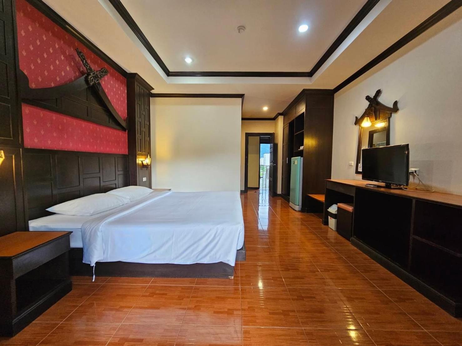 Nanai 2 Residence Patong Phuket Экстерьер фото