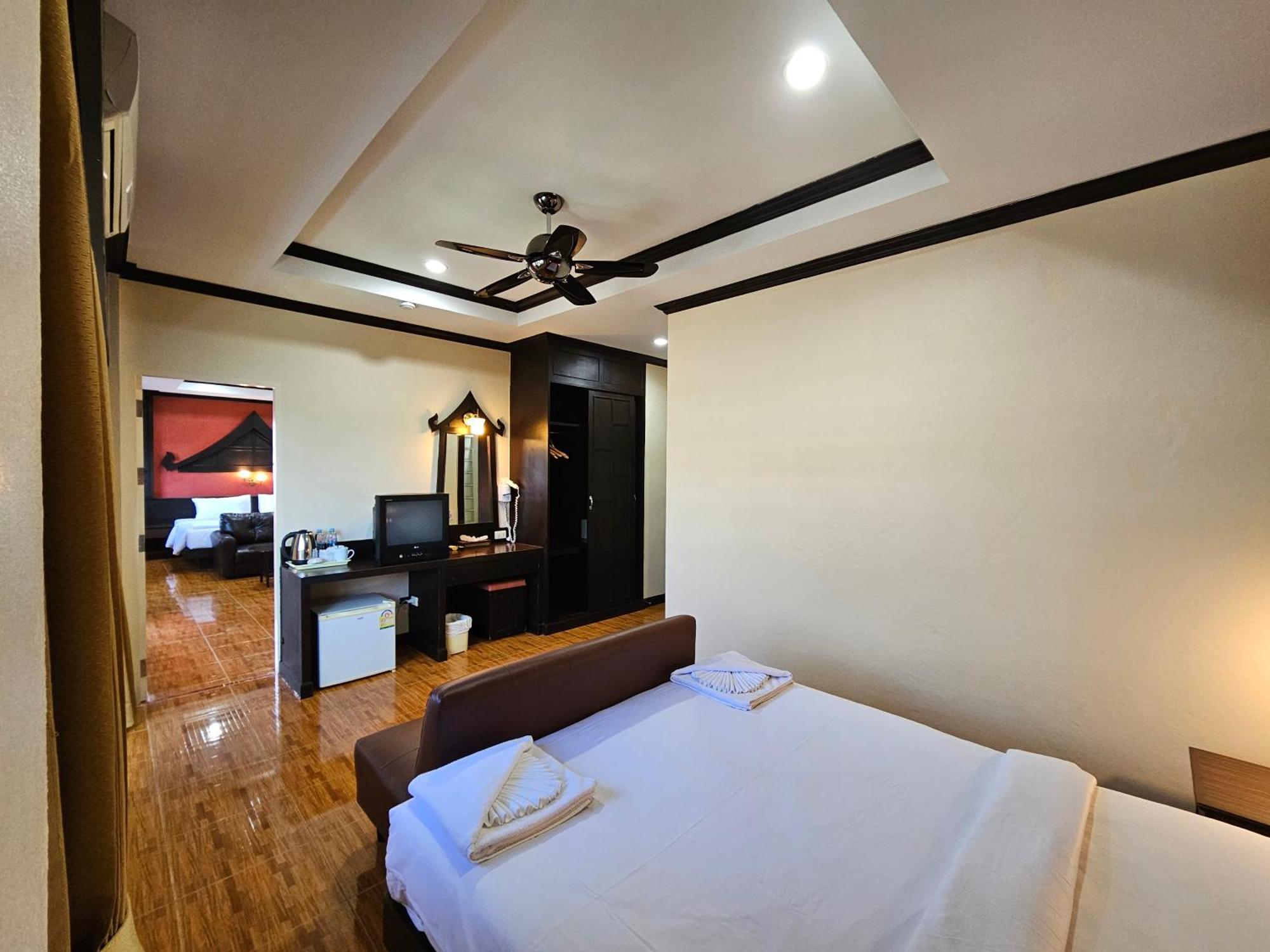 Nanai 2 Residence Patong Phuket Экстерьер фото
