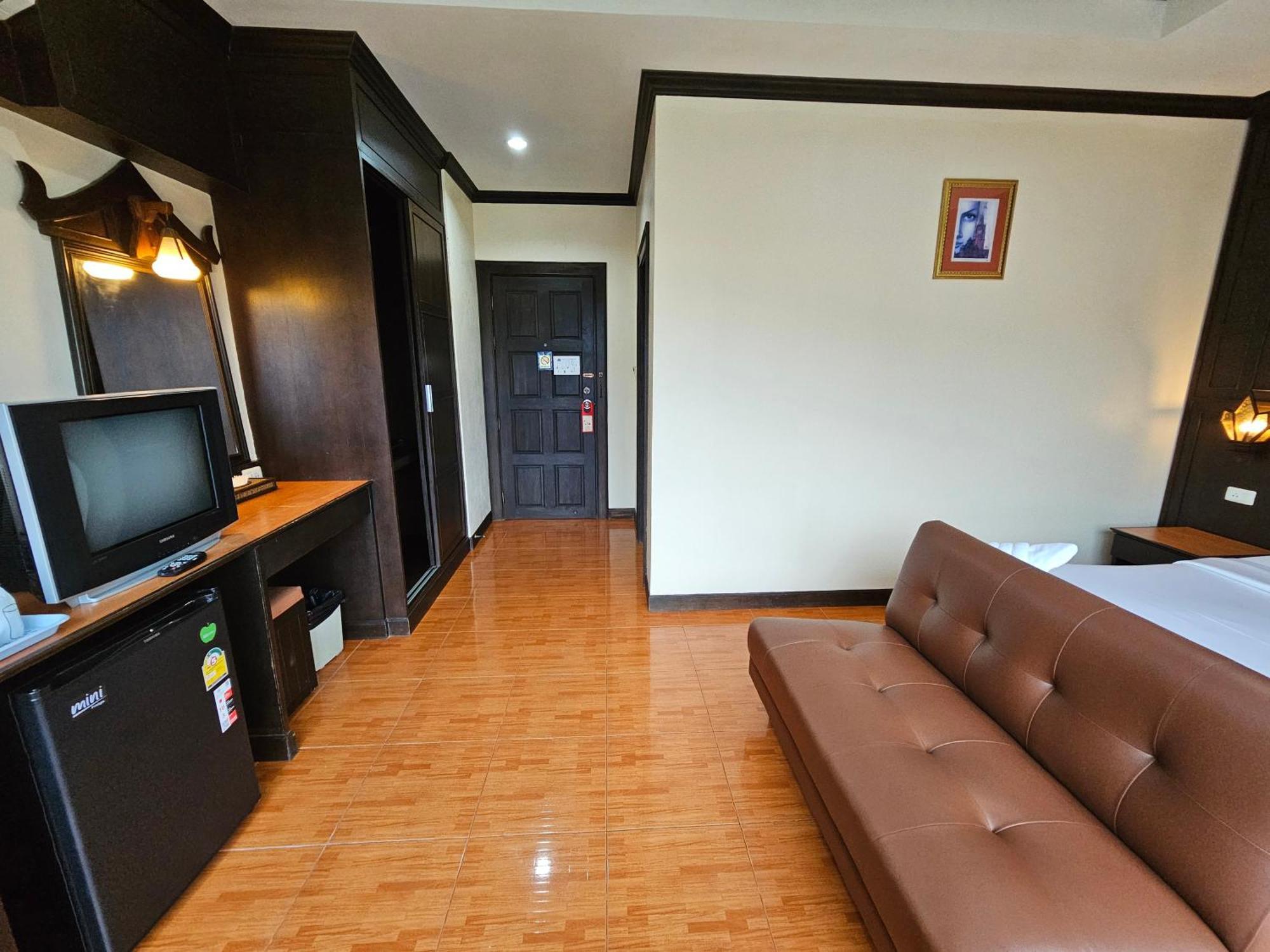 Nanai 2 Residence Patong Phuket Экстерьер фото