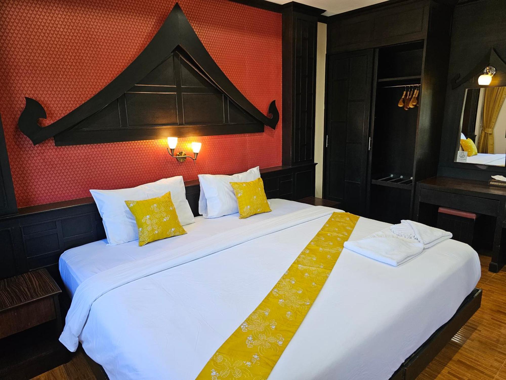 Nanai 2 Residence Patong Phuket Экстерьер фото